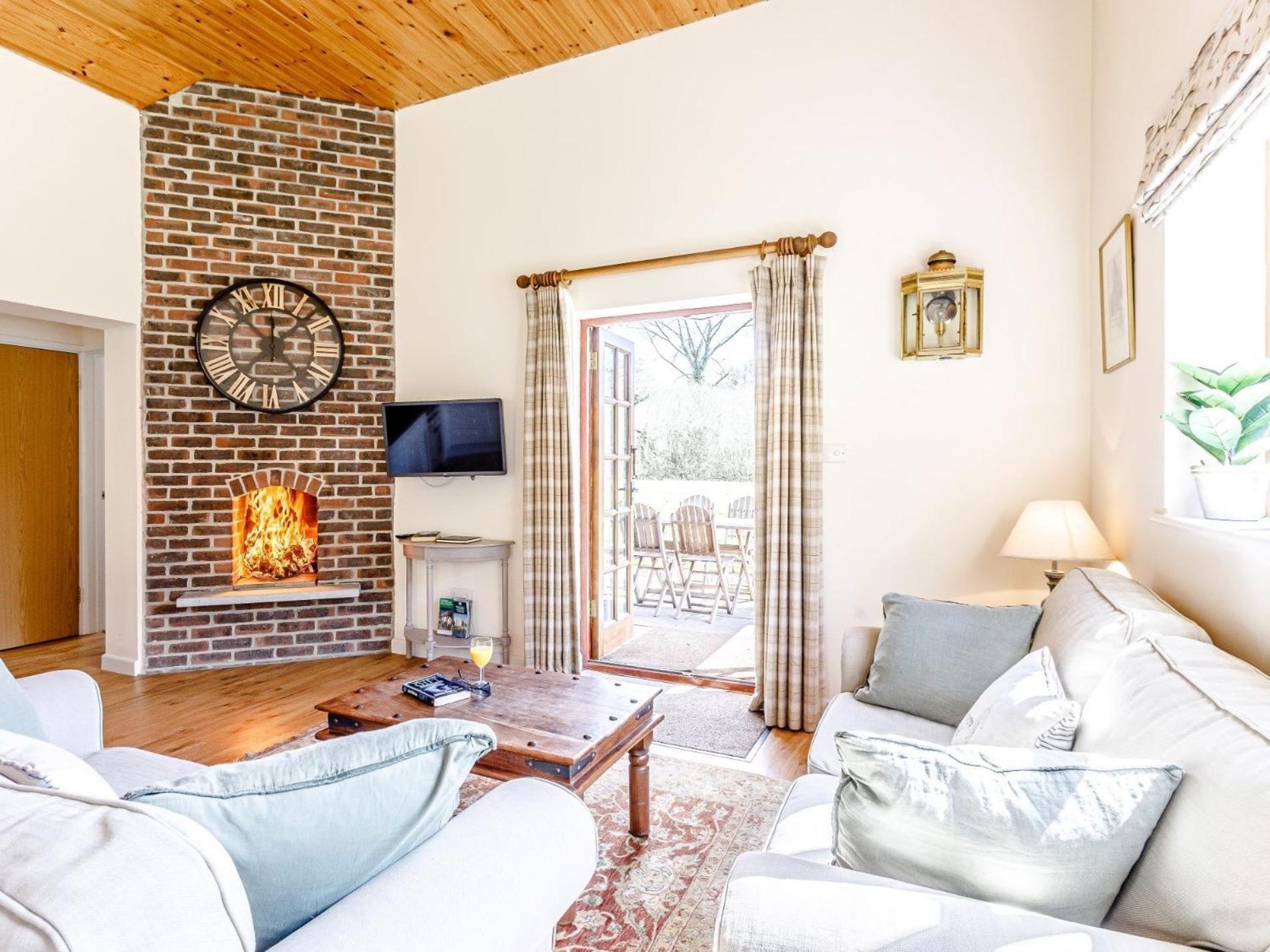 2 Bed In Dorchester 75243 Frampton  Εξωτερικό φωτογραφία
